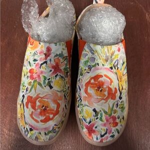 Floral Canvas Slip-On Mules in Orange Multi